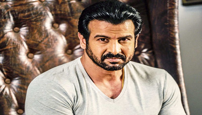 Ronit roy