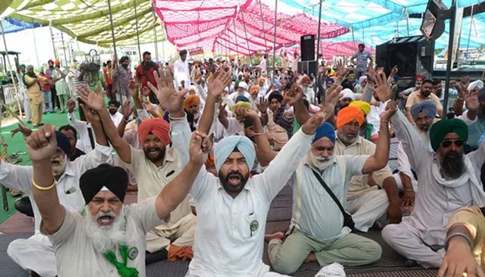 ਵੱਡੀ ਖ਼ਬਰ: ਕਿਸਾਨ ਯੂਨੀਅਨ ਅਤੇ ਸਰਕਾਰ ਦਰਮਿਆਨ ਸਮਝੌਤਾ, ਸਰਕਾਰ 360 ਰੁਪਏ ਪ੍ਰਤੀ ਕੁਇੰਟਲ ਦੇ ਹਿਸਾਬ ਨਾਲ ਹੋਈ ਸਹਿਮਤ 1 1629806246farmer protest
