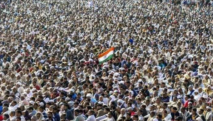 ਲਾਠੀਆਂ, ਲੋਹੇ ਦੀਆਂ ਰਾਡਾਂ ਨਾਲ ਅਨਾਜ ਮੰਡੀ ਕਰਨਾਲ ਪਹੁੰਚੇ ਕੁਝ ਸ਼ਰਾਰਤੀ ਅਨਸਰ : ਜ਼ਿਲ੍ਹਾ ਪ੍ਰਸ਼ਾਸਨ 2 14 5