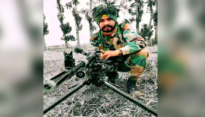 ਪੰਜਾਬ ਦਾ ਲਾਲ ਕਸ਼ਮੀਰ ਵਿੱਚ ਹੋਇਆ ਸ਼ਹੀਦ, Manjeet Singh 25 ਸਾਲ ਦੀ ਉਮਰ ਵਿੱਚ ਸ਼ਹੀਦੀ ਨੂੰ ਪ੍ਰਾਪਤ ਹੋਏ 1 1635669618Untitled 1 copy