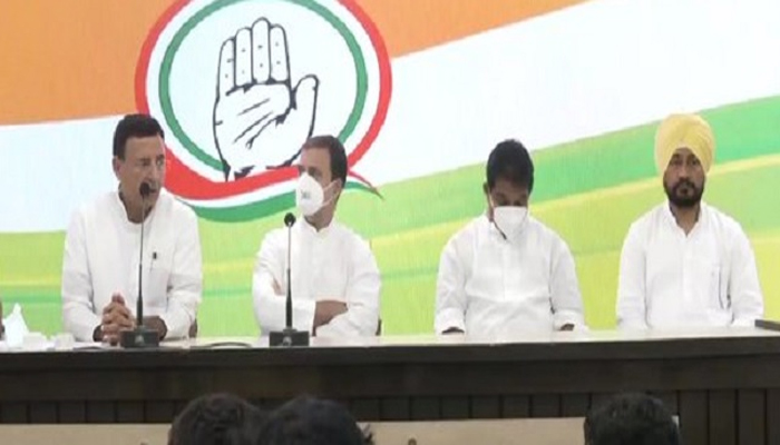 ਲਖੀਮਪੁਰ ਹਿੰਸਾ 'ਤੇ ਬੋਲੇ Rahul Gandhi - 'ਦੇਸ਼ 'ਚ ਪਹਿਲਾਂ ਲੋਕਤੰਤਰ ਹੋਇਆ ਕਰਦਾ ਸੀ ਪਰ ਹੁਣ ਹੈ ਤਾਨਾਸ਼ਾਹੀ' 1 3 4