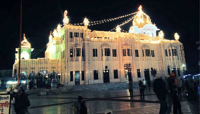 ਗੁਰਪੁਰਬ ਮੌਕੇ ਗੁਰਦੁਆਰਾ ਸ੍ਰੀ ਬੇਰ ਸਾਹਿਬ ਵਿਖੇ ਸੰਗਤਾਂ ਹੋਈਆਂ ਇਕੱਠੀਆਂ 1 sgpc