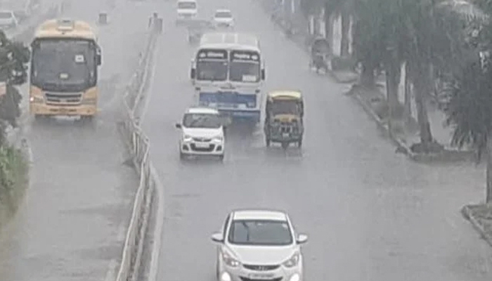 Weather Update : ਤੇਜ਼ ਹਵਾਵਾਂ ਦੇ ਨਾਲ ਹਲਕੀ ਬਾਰਿਸ਼ ਨੇ Punjab 'ਚ ਵਧਾਈ ਠੰਡ 1 15 12