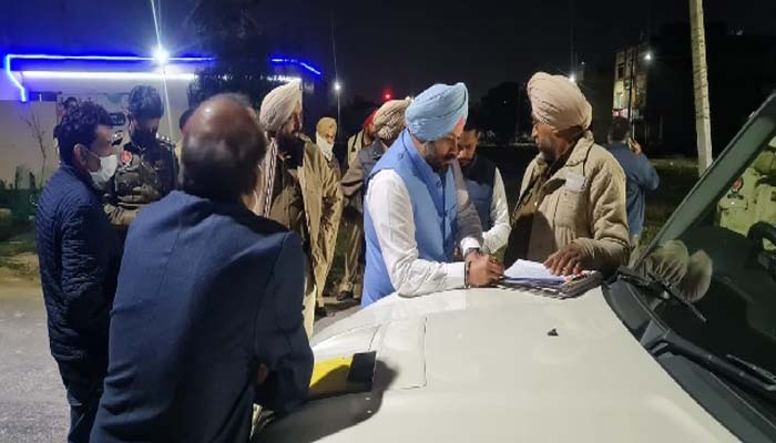 ਬਲਬੀਰ ਸਿੱਧੂ ਦੇ ਛੋਟੇ ਭਰਾ ਅਮਰਜੀਤ ਸਿੱਧੂ ਦੇ ਘਰ ਐਕਸਾਈਜ਼ ਵਿਭਾਗ ਦੀ ਰੇਡ 1 6 18