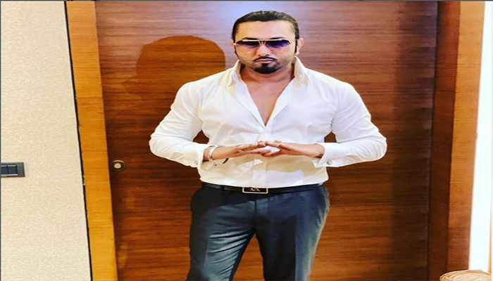 Yo Yo Honey Singh ਨਾਲ ਸ਼ੋਅ ਦੌਰਾਨ ਦਿੱਲੀ ਦੇ ਕਲੱਬ 'ਚ ਹੱਥੋਪਾਈ, FIR ਦਰਜ 1 16 5