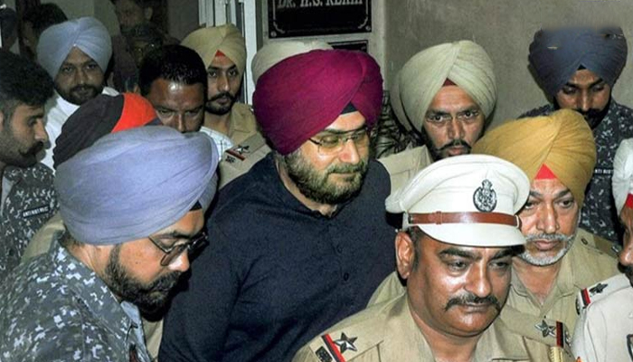 ਸਿੱਧੂ ਨੂੰ PGI ਤੋਂ ਮਿਲੀ ਛੁੱਟੀ, ਲਿਆਂਦਾ ਗਿਆ ਪਟਿਆਲਾ ਜੇਲ੍ਹ 1 2 9