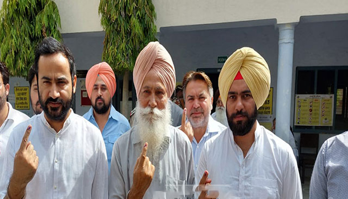 ਸਿੱਖਿਆ ਮੰਤਰੀ ਮੀਤ ਹੇਅਰ ਨੇ ਪਾਈ ਵੋਟ 1 5 18