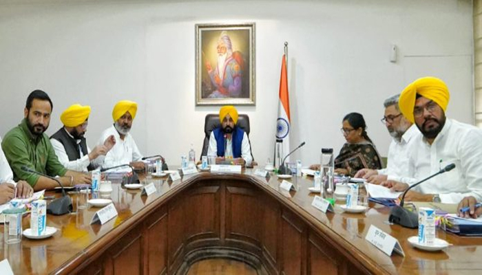 CM ਮਾਨ ਨੇ ਵਿਧਾਨ ਸਭਾ ਇਜਲਾਸ ਵਿਚਾਲੇ ਹੀ ਸੱਦੀ ਕੈਬਨਿਟ ਮੀਟਿੰਗ 1 9 19