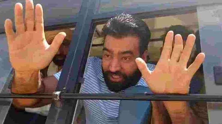 ਲੱਖਾ ਸਿਧਾਣਾ ਤੇ ਭਾਨਾ ਸਿੱਧੂ ਸਮੇਤ ਦੱਸ ਤੋਂ ਬਾਰਾਂ ਵਿਅਕਤੀਆਂ ਤੇ ਟੋਲ ਪਲਾਜ਼ੇ ਦੇ ਮਾਮਲੇ ਸੰਬੰਧੀ ਪਰਚਾ ਦਰਜ 1 images 16