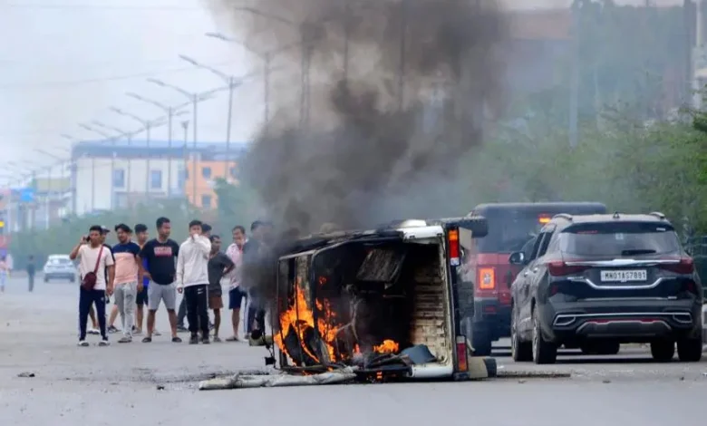 202305asia india burned vehicle ethnic violence manipur