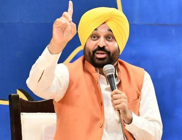 16ਵੇਂ ਵਿੱਤ ਕਮਿਸ਼ਨ ਦੀ ਟੀਮ ਆਵੇਗੀ ਪੰਜਾਬ, ਯੋਜਨਾਬੰਦੀ 'ਚ ਰੁੱਝੀ ਸਰਕਾਰ, ਉੱਚ ਪੱਧਰੀ ਮੀਟਿੰਗ ਅੱਜ 1 images 31 1