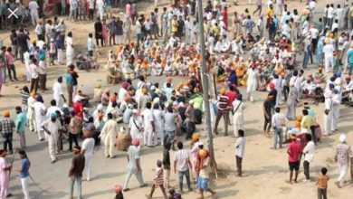 Photo of ਬੇਅਦਬੀ ਘਟਨਾਵਾਂ ਦਾ ਇੰਨਸਾਫ ਨਾ ਮਿਲਣ ਕਰਕੇ ਸਿੱਖ ਜਥੇਬੰਦੀਆਂ ਦਾ ਕੋਟਕਪੂਰੇ ਬੱਤੀਆਂ ਵਾਲੇ ਚੌਂਕ ‘ਚ ਧਰਨਾ ਸ਼ੁਰੂ