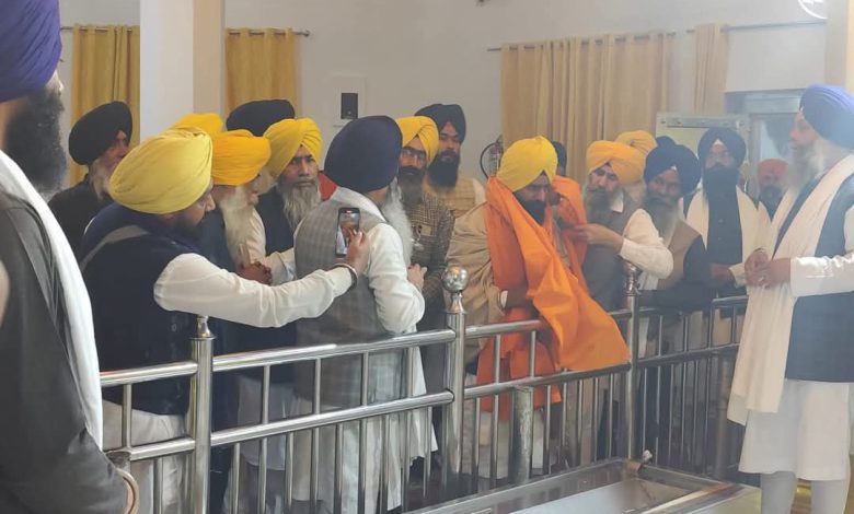 ਗਿਆਨੀ ਕੁਲਦੀਪ ਸਿੰਘ ਗੜਗੱਜ ਨੇ ਤਖ਼ਤ ਸ੍ਰੀ ਕੇਸਗੜ੍ਹ ਸਾਹਿਬ ਦੇ ਜਥੇਦਾਰ ਵਜੋਂ ਸੇਵਾ ਸੰਭਾਲੀ 1 FB IMG 1741571515867