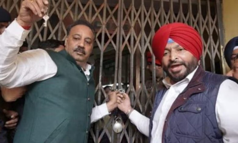ਕੇਂਦਰੀ ਮੰਤਰੀ ਬਿੱਟੂ, ਸਾਬਕਾ ਮੰਤਰੀ ਆਸ਼ੂ ਅਤੇ ਹੋਰਨਾਂ ਖ਼ਿਲਾਫ਼ ਅਦਾਲਤ 'ਚ ਚਲਾਨ ਪੇਸ਼ 1 k 11