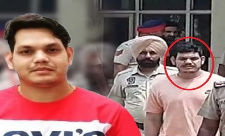 ਗੈਂਗਸਟਰ ਦੀਪਕ ਟੀਨੂ ਨੂੰ ਦੋ ਸਾਲ ਸਜ਼ਾ ਤੇ 2000 ਹੋਇਆ ਜੁਰਮਾਨਾ 1 GpLfh5Ya4AENEbz 7