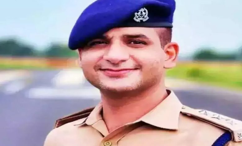 ਵਿਦਿਆਰਥਣ ਨਾਲ ਜਿਨਸੀ ਸ਼ੋਸ਼ਣ ਦੇ ਦੋਸ਼ 'ਚ ਮੁਅੱਤਲ ਕੀਤੇ ਗਏ ਏਸੀਪੀ ਮੋਹਸਿਨ ਨੂੰ ਕੀਤਾ ਗਿਆ ਬਰਖਾਸਤ 1 Untitled 1 copy 1