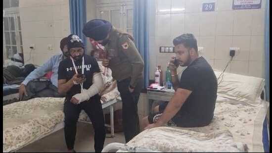 ਪੰਜਾਬ ਪੁਲਿਸ ਨੂੰ ਝਟਕਾ, ਚੰਡੀਗੜ੍ਹ ਪੁਲਿਸ ਨੂੰ ਸੌਂਪੀ ਗਈ ਕਰਨਲ ਪੁਸ਼ਪਿੰਦਰ ਸਿੰਘ ਬਾਠ ਮਾਮਲੇ ਦੀ ਜਾਂਚ 1 images 2025 04 03T122801.210
