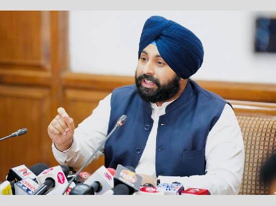 ਪੰਜਾਬ ‘ਚ ਦਿਖਣ ਲੱਗੇ ਸਿੱਖਿਆ ਕ੍ਰਾਂਤੀ ਦੇ ਨਤੀਜ਼ੇ, ਸਰਕਾਰੀ ਸਕੂਲਾਂ ਦੇ 260 ਵਿਦਿਆਰਥੀਆਂ ਨੇ ਮਾਰੀ ਬਾਜ਼ੀ 1 images 2025 04 24T174209.920