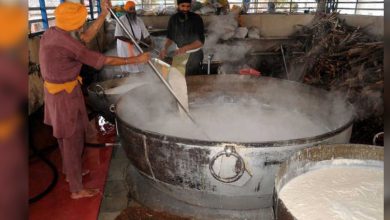 Photo of SGPC ਨੇ ਸਰਹੱਦੀ ਇਲਾਕਿਆਂ ‘ਚੋਂ ਉਠਾਏ ਜਾ ਰਹੇ ਲੋਕਾਂ ਦੇ ਰਹਿਣ ਲਈ ਗੁਰੂ ਘਰਾਂ ’ਚ ਸਰਾਵਾਂ ਤੇ ਲੰਗਰ ਦਾ ਕੀਤਾ ਪ੍ਰਬੰਧ