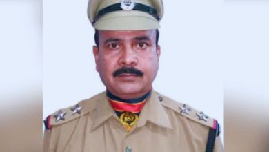 Photo of ਪਾਕਿਸਤਾਨੀ ਗੋਲੀਬਾਰੀ ਵਿੱਚ BSF ਅਧਿਕਾਰੀ ਮੁਹੰਮਦ ਇਮਤਿਆਜ਼ ਸ਼ਹੀਦ