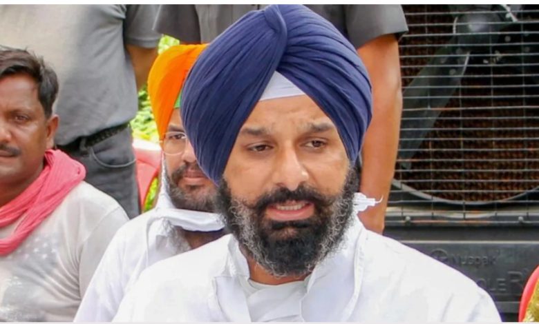 ਮਜੀਠੀਆ ਦੀ ਜ਼ੈੱਡ ਪਲੱਸ ਸੁਰੱਖਿਆ ਵਾਪਸ ਲੈਣ ਦੇ ਮਾਮਲੇ 'ਤੇ HC ਨੇ ਰਿਪੋਰਟ ਪੇਸ਼ ਕਰਨ ਦਾ ਦਿੱਤਾ ਹੁਕਮ 1 Untitled 1 copy 12