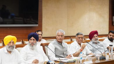 Photo of ਪਾਣੀਆਂ ਨੂੰ ਲੈਕੇ ਸਰਬ-ਪਾਰਟੀ ਮੀਟਿੰਗ ਵਿੱਚ ਹਿੱਸਾ ਲੈਣ ਲਈ ਪਹੁੰਚੀਆਂ ਵਿਰੋਧੀ ਪਾਰਟੀਆਂ