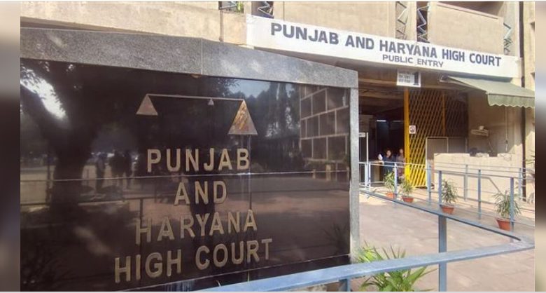 ਪਾਣੀਆਂ ਦੀ ਵੰਡ ਦੇ ਮਾਮਲੇ 'ਤੇ ਪੰਜਾਬ-ਹਰਿਆਣਾ ਹਾਈਕੋਰਟ ਵਿੱਚ ਸੁਣਵਾਈ ਦੌਰਾਨ ਜੰਮ ਕੇ ਬਹਿਸਬਾਜ਼ੀ 1 W 4