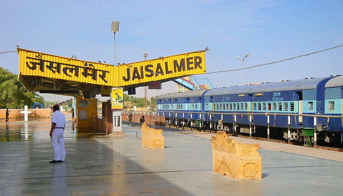 ਜੈਸਲਮੇਰ ਰੇਲਵੇ ਸਟੇਸ਼ਨ ਕਰਵਾਇਆ ਗਿਆ ਖਾਲੀ 1 jaislmer station