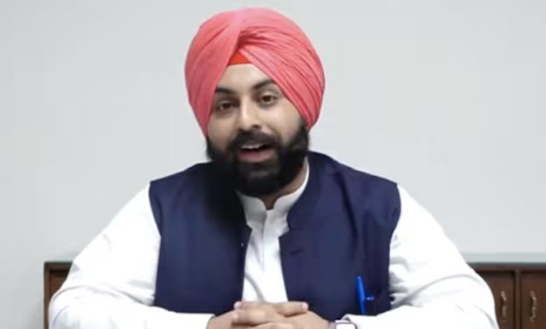 2 ਜੂਨ ਤੋਂ 30 ਜੂਨ ਤੱਕ ਪੰਜਾਬ ਦੇ ਸਾਰੇ ਸਰਕਾਰੀ ਤੇ ਨਿੱਜੀ ਸਕੂਲਾਂ 'ਚ ਛੁੱਟੀਆਂ ਦਾ ਐਲਾਨ 1 lm 5