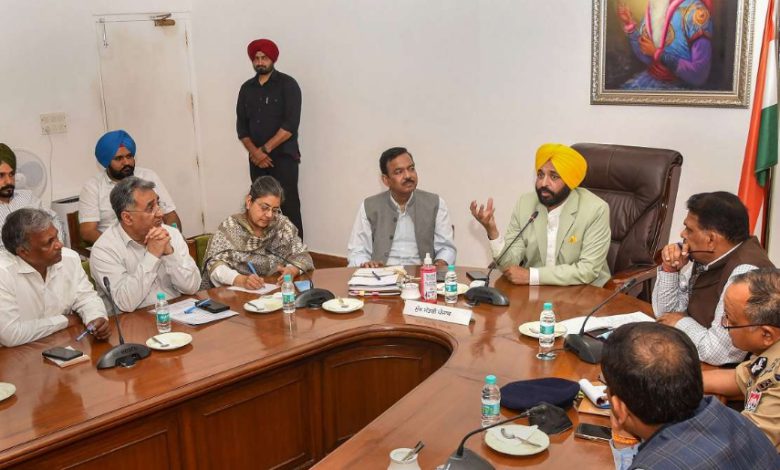 ਪੰਜਾਬ ਪੁਲਿਸ ’ਚ 207 ਵਿਸ਼ੇਸ਼ ਤਰੱਕੀ ਪ੍ਰਾਪਤ ਕਾਡਰ ’ਚ ਸੇਵਾ ਨਿਭਾਅ ਰਹੇ ਅਫ਼ਸਰਾਂ/ਮੁਲਾਜ਼ਮਾਂ ਵਾਸਤੇ ਸੇਵਾ ਨਿਯਮ ਬਣਾਉਣ ਦੀ ਪ੍ਰਵਾਨਗੀ 1 ss copy 4
