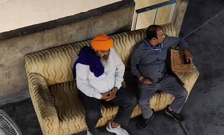 ਵਿਧਾਨ ਸਭਾ ਦੀ ਗੈਲਰੀ 'ਚ ਬੋਲੇ ਸੋ ਨਿਹਾਲ ਦਾ ਜੈਕਾਰਾ ਲਾਉਂਣ ਵਾਲੇ ਇੱਕ ਸਖ਼ਸ ਨੂੰ ਕੱਢਿਆ ਗਿਆ ਬਾਹਰ 1 vlcsnap 2025 05 05 15h49m48s323