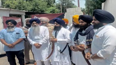 Photo of ਬਲਵੰਤ ਸਿੰਘ ਰਾਜੂਆਣਾ ਸਾਡੇ ਕੌਮ ਦੇ ਯੋਧੇ ਹਨ, ਜੂਨ ਦੇ ਦਿਹਾੜਿਆਂ ਦੇ ‘ਚ ਕੌਮੀ ਯੋਧਿਆਂ ਨੂੰ ਮਿਲਣਾ ਸਾਡੀ ਪਹਿਲੀ ਜਿੰਮੇਵਾਰੀ ਹੈ