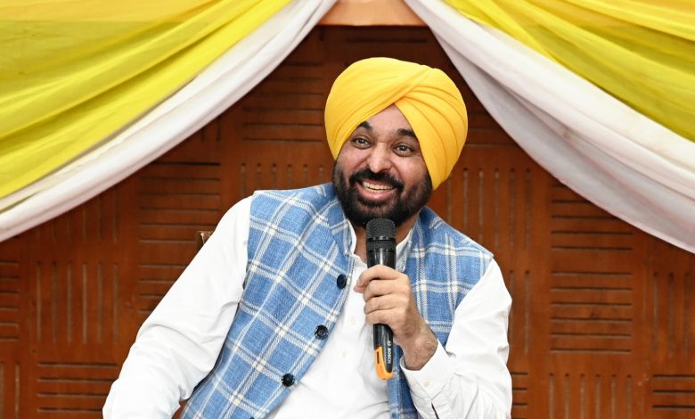 ਪੰਜਾਬ ਚ ਹੁਣ ਤੱਕ 54,422 ਨੌਜਵਾਨਾਂ ਨੂੰ ਸਰਕਾਰੀ ਨੌਕਰੀਆਂ ਮਿਲੀਆਂ ਹਨ, ਸੀਐਮ ਮਾਨ 1 509431251 1271365344352821 2016870753598747268 n