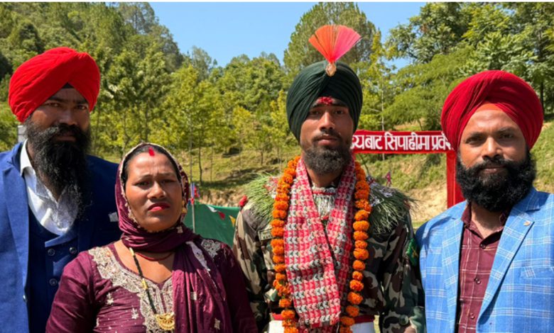 ਕਰਨ ਸਿੰਘ ਨੇ ਨੇਪਾਲ ਦੀ ਫੌਜ ਵਿੱਚ ਪਹਿਲੇ ਸਿੱਖ ਹੋਣ ਦਾ ਮਾਣ ਕੀਤਾ ਹਾਸਲ 1 D5 45