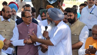 Photo of Shivraj Singh Chouhan Visit Rajpura: ਕੇਂਦਰੀ ਖੇਤੀਬਾੜੀ ਮੰਤਰੀ ਸ਼ਿਵਰਾਜ ਸਿੰਘ ਚੌਹਾਨ ਪੰਜਾਬ ਦੇ ਕਿਸਾਨਾਂ ਨੂੰ ਮਿਲੇ