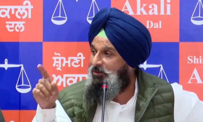 ਮਜੀਠੀਆ ਦੇ ਘਰ ਵਿਜੀਲੈਂਸ ਵਲੋਂ ਛਾਪੇਮਾਰੀ 1 Untitled 1 44
