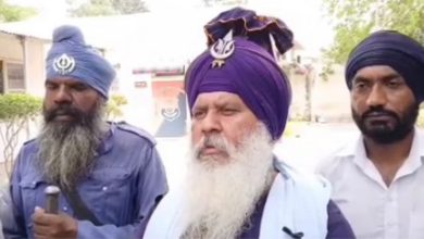 Photo of ਬਾਬੇ ਦਾ ਅਸ਼ਲੀਲ ਵੀਡੀਓ ਵਾਇਰਲ, ਬਾਬਾ ਅਤੇ ਉਸਦੀ ਔਰਤ ਗਾਇਬ; ਤਰਨਾਦਲ ਨੇ ਕੀਤੀ ਕਾਰਵਾਈ ਦੀ ਮੰਗ