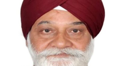 Photo of ਅਬੂ ਧਾਬੀ ਦੇ ਟੂਰਿਸਟ ਵੀਜ਼ੇ ‘ਤੇ ਗਏ ਇੱਕ ਬਜ਼ੁਰਗ ਸਿੱਖ ਵਿਅਕਤੀ ਦੀ ਪੱਗ, ਕੜਾ ਅਤੇ ਕੰਘਾ ਜ਼ਬਰਦਸਤੀ ਉਤਾਰ ਕੀਤਾ ਜਲੀਲ