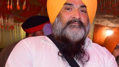 Photo of ਸਰਬਜੀਤ ਸਿੰਘ ਖ਼ਾਲਸਾ ਨੇ ਅੰਮ੍ਰਿਤਪਾਲ ਮਹਿਰੋਂ ਦੇ ਪਰਿਵਾਰ ਨਾਲ ਕੀਤੀ ਮੁਲਾਕਾਤ