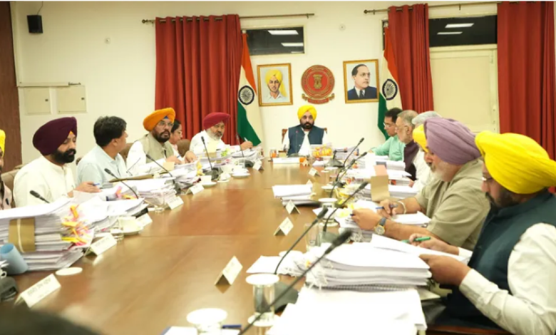 ਪੰਜਾਬ ਸਰਕਾਰ ਦੀ ਕੈਬਨਿਟ ਮੀਟਿੰਗ ਅੱਜ: ਬੇਅਦਬੀ ਬਿੱਲ ਨੂੰ ਮਨਜ਼ੂਰੀ ਮਿਲਣ ਦੀ ਸੰਭਾਵਨਾ... 1 GvuxjqUa8AADwSx 5