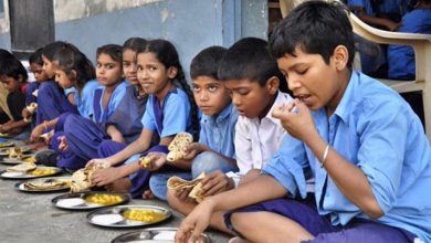 Photo of ਪੰਜਾਬ ਦੇ ਸਰਕਾਰੀ ਸਕੂਲਾਂ ‘ਚ Mid-Day Meal ਸਬੰਧੀ ਨਵਾਂ ਅਤੇ ਸੁਧਾਰਿਆ ਹੋਇਆ ਹਫਤਾਵਾਰੀ ਮੀਨੂ ਜਾਰੀ