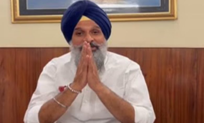 ਬਿਕਰਮ ਮਜੀਠਿਆ ਨੂੰ ਹੁਣ ਮਾਣਹਾਨੀ ਕੇਸ ‘ਚ ਨੋਟਿਸ, ਸੀਐਮ ਦੇ PS ‘ਤੇ ਲਗਾਏ ਸਨ ਇਲਜ਼ਾਮ 1 d5 6