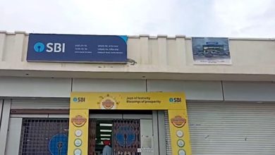 Photo of ਫਰੀਦਕੋਟ ਦੇ ਕਸਬਾ ਸਾਦਿਕ SBI ਬ੍ਰਾਂਚ ‘ਚ ਤਾਇਨਾਤ ਮੈਨੇਜਰ ਲੋਕਾਂ ਦੇ ਸੇਵਿੰਗ, ਫਿਕਸ ਡਿਪੋਜ਼ਿਟ ਤੇ ਲਿਮਟ ਦੇ ਪੈਸਿਆਂ ਨਾਲ ਕਰ ਗਿਆ ਹੇਰਾ-ਫੇਰੀ