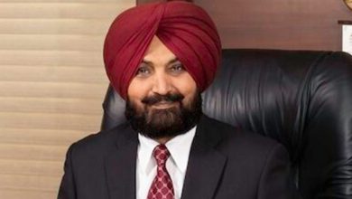 Photo of ਭਾਜਪਾ ਆਗੂ ਰਣਜੀਤ ਸਿੰਘ ਗਿੱਲ ਨੂੰ ਝਟਕਾ, ਹਾਈ ਕੋਰਟ ਨੇ ਗ੍ਰਿਫ਼ਤਾਰੀ ‘ਤੇ ਅੰਤਰਿਮ ਰੋਕ ਲਾਉਣ ਤੋਂ ਕੀਤਾ ਇਨਕਾਰ