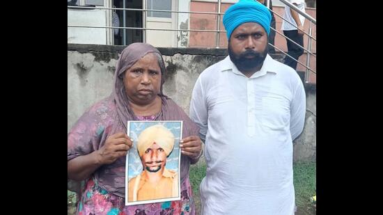 ਸਾਬਕਾ SSP-DSP ਸਣੇ 5 ਅਫਸਰਾਂ ਨੂੰ ਉਮਰ ਕੈਦ 1 Family members of the victims were present in cour 1754075095338
