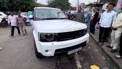 Photo of ਬਾਲੀਵੁੱਡ ਅਦਾਕਾਰ ਅਕਸ਼ੈ ਕੁਮਾਰ ਦੀ SUV ਕਾਰ ਜੰਮੂ ‘ਚ ਟ੍ਰੈਫਿਕ ਪੁਲਿਸ ਨੇ ਕੀਤੀ ਜ਼ਬਤ