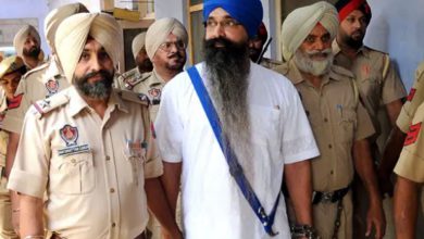 Photo of ਹੁਣ ਤੱਕ ਰਾਜੋਆਣਾ ਨੂੰ ਫਾਂਸੀ ਕਿਉਂ ਨਹੀਂ ਦਿੱਤੀ ਗਈ.. ਸੁਪਰੀਮ ਕੋਰਟ ਨੇ ਕੇਂਦਰ ਤੋਂ ਪੁੱਛਿਆ ਸਖ਼ਤ ਸਵਾਲ