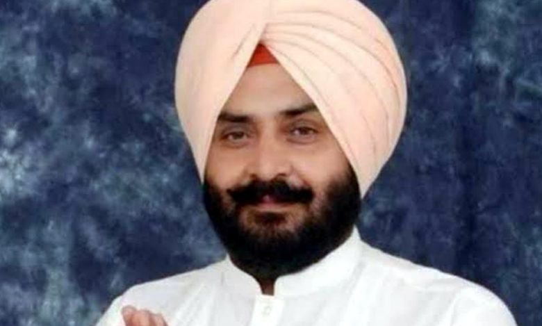 MLA ਹਰਮੀਤ ਪਠਾਣਮਾਜਰਾ ਦੀ ਮਿਲੀ ਗੱਡੀ, ਤਿੰਨ ਪਿਸਤੌਲ ਬਰਮਾਦ 1 Untitled 1 13