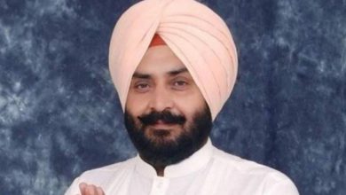 Photo of ਪਠਾਨਮਾਜਰਾ ਦੀ ਪਤਨੀ ਨੇ HC ’ਚ ਪਟੀਸ਼ਨ ਦਾਇਰ ਕਰਕੇ ਆਪਣੇ ਤੇ ਪਰਿਵਾਰ ਦੀ ਸੁਰੱਖਿਆ ਬਾਰੇ ਕੀਤੀ ਅਪੀਲ