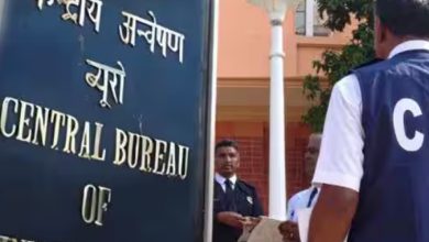 Photo of CBI ਦੀ ਭ੍ਰਿਸ਼ਟਾਚਾਰ ਖਿ਼ਲਾਫ਼ ਵੱਡੀ ਕਾਰਵਾਈ, ਏਅਰ ਫੋਰਸ ਦਾ ਕਲਰਕ ਤੇ AG ਇੱਕ ਲੱਖ ਦੀ ਰਿਸ਼ਵਤ ਲੈਂਦੇ ਗ੍ਰਿਫ਼ਤਾਰ